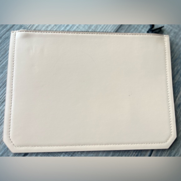 YSL Beaute beige pouch/clutch - Picture 3 of 8